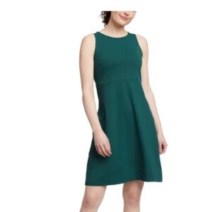 Eddie Bauer Aster Empire waist Green Mini Dress size small NWT athletic